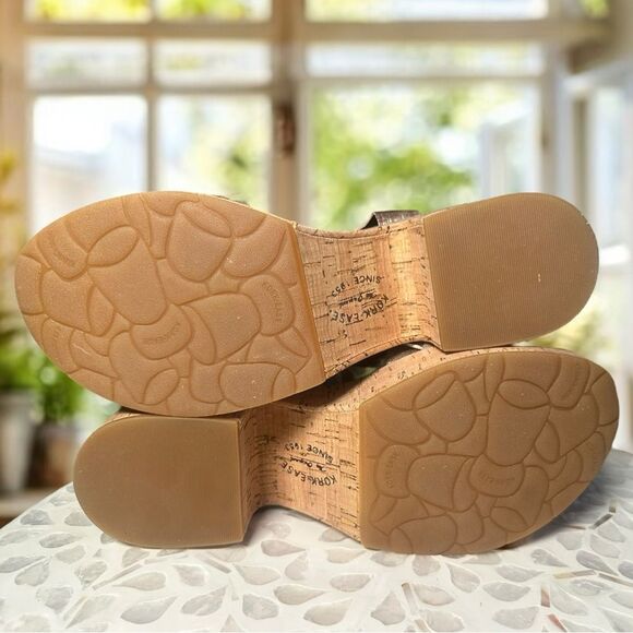 NEW KORK-EASE Women’s Tatiana Sandal Heel in light gold panna cotta Size 8 M - Picture 11 of 14